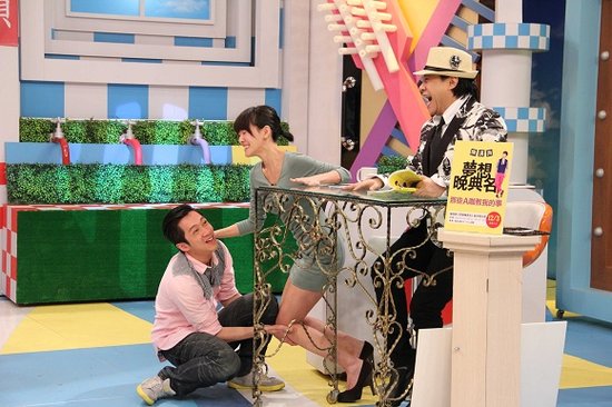 陈汉典《康熙》被打妈妈不舍 小S下跪道歉