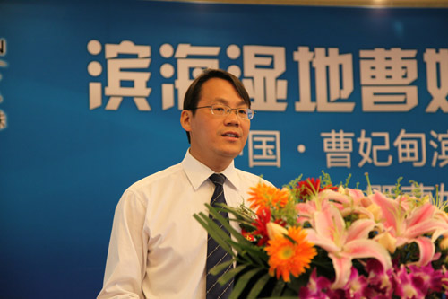 曹妃甸区区委常委,副区长李轶