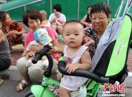 曹妃甸工业移民的两栖生活:周日上岛周五返京(图)